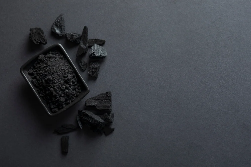 Shilajit benefits - raw shilajit resin, the ancient Ayurvedic tonic